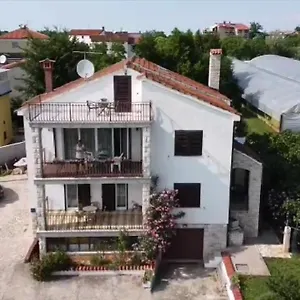 App-amelijas , Zambratija (Istria) Chorvatsko